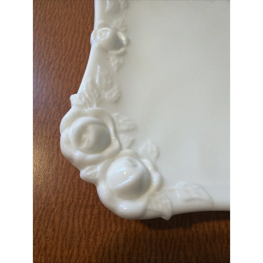 Vintage Milk Glass Soap Dish With Roses  6